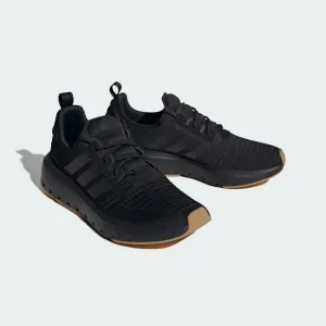 ADIDAS SWIFT RUN - BLACK