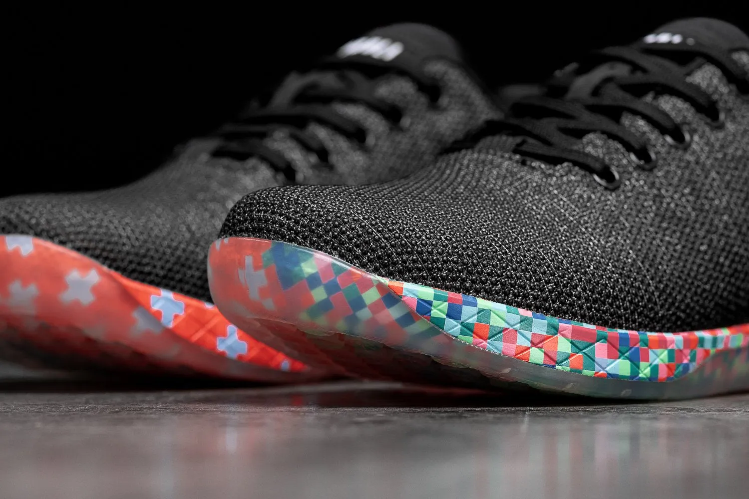 BLACK HEATHER PIXEL TRAINER (WOMEN'S)