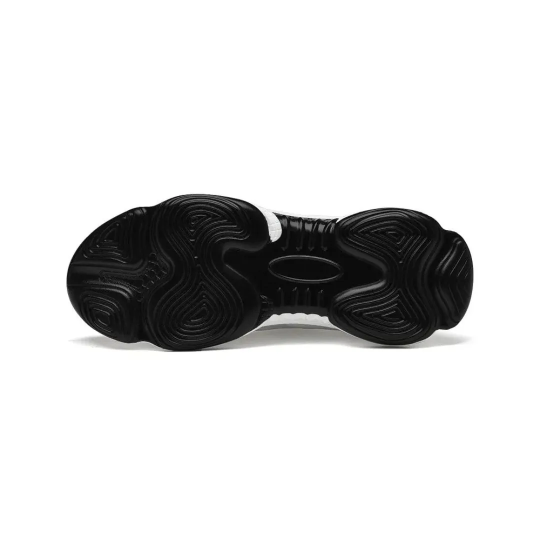 Daryl  Lightweight Performance Trainers