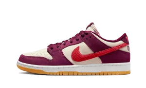 SB Dunk Low Skate Like A Girl Bordeaux